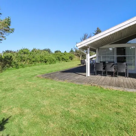 Gesine - 900m From The Sea By Interhome